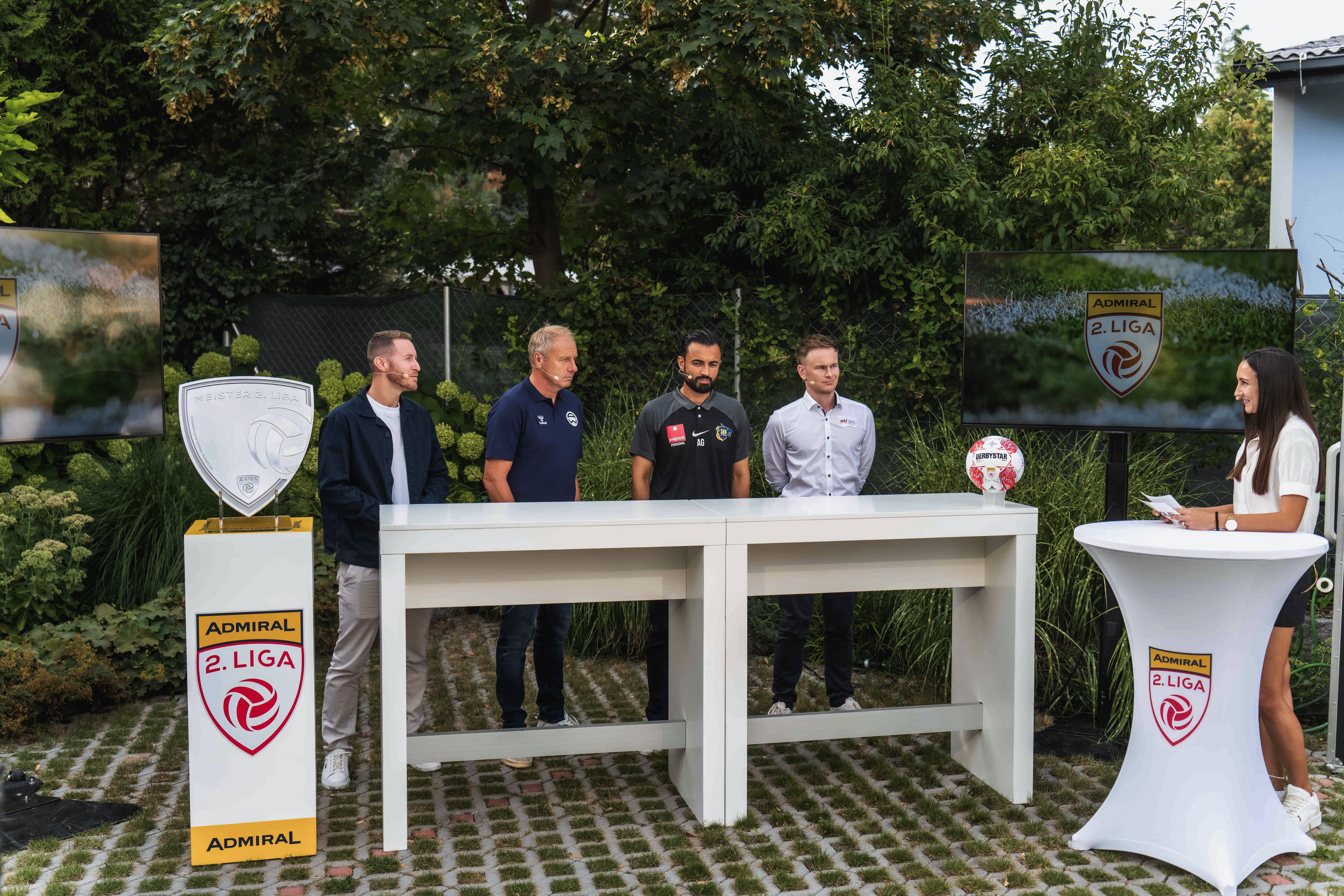 VIENNA,AUSTRIA,23.JUL.24 - SOCCER - ADMIRAL 2. Liga, season opening, press conference. Image shows head coach Philipp Riederer (Horn), head coach Thomas Silberberger (Admira), head coach Aleksandar Gitsov (St.Poelten), head coach Patrick Enengl (Amstetten) and Michele Oberauer (LAOLA1). Photo: GEPA pictures/ Kevin Hackner